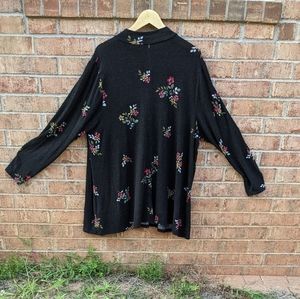 LANE BRYANT Black Floral Turtleneck Tunic